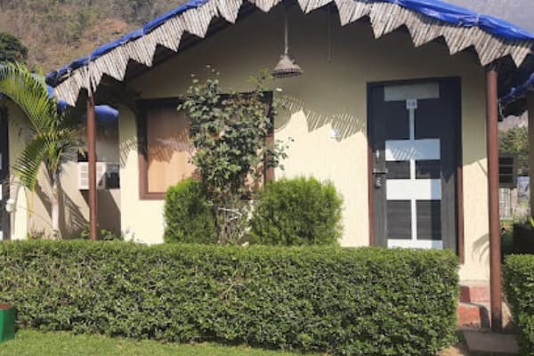 Riverside AC Cottage on Neelkanth Road Rishikesh