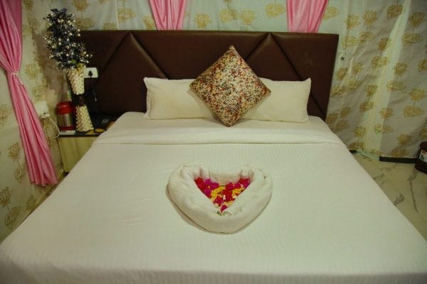 Premium AC Camp & Resort in Rishikesh.