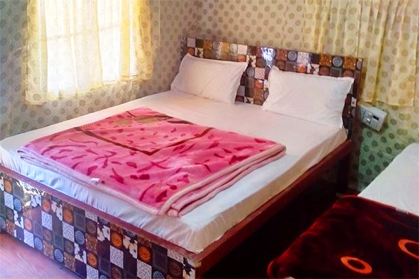 Rishikesh Camp Near Small River Stream: AC Cottage & Swiss Camps