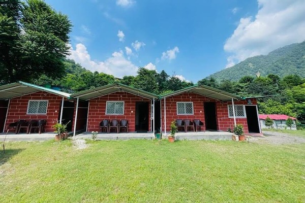 Product AC Cottage & Swimming Pool