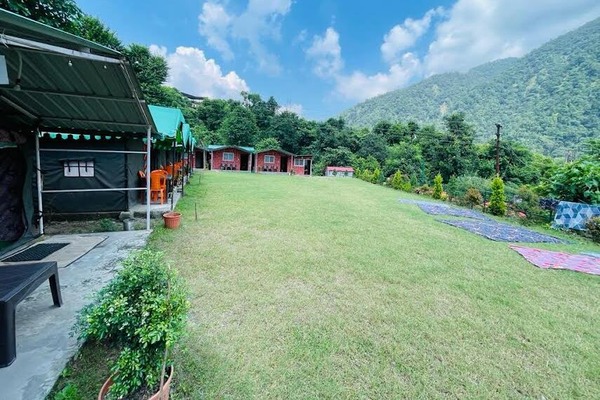 Shivpuri Valley View Camping