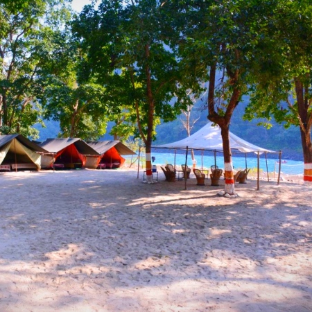 Riverside-Camp-in-Rishikesh