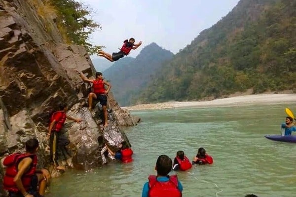 Rishikesh Riverside New Year Party